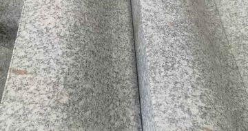 杭州芙蓉白S型拉丝面路沿石