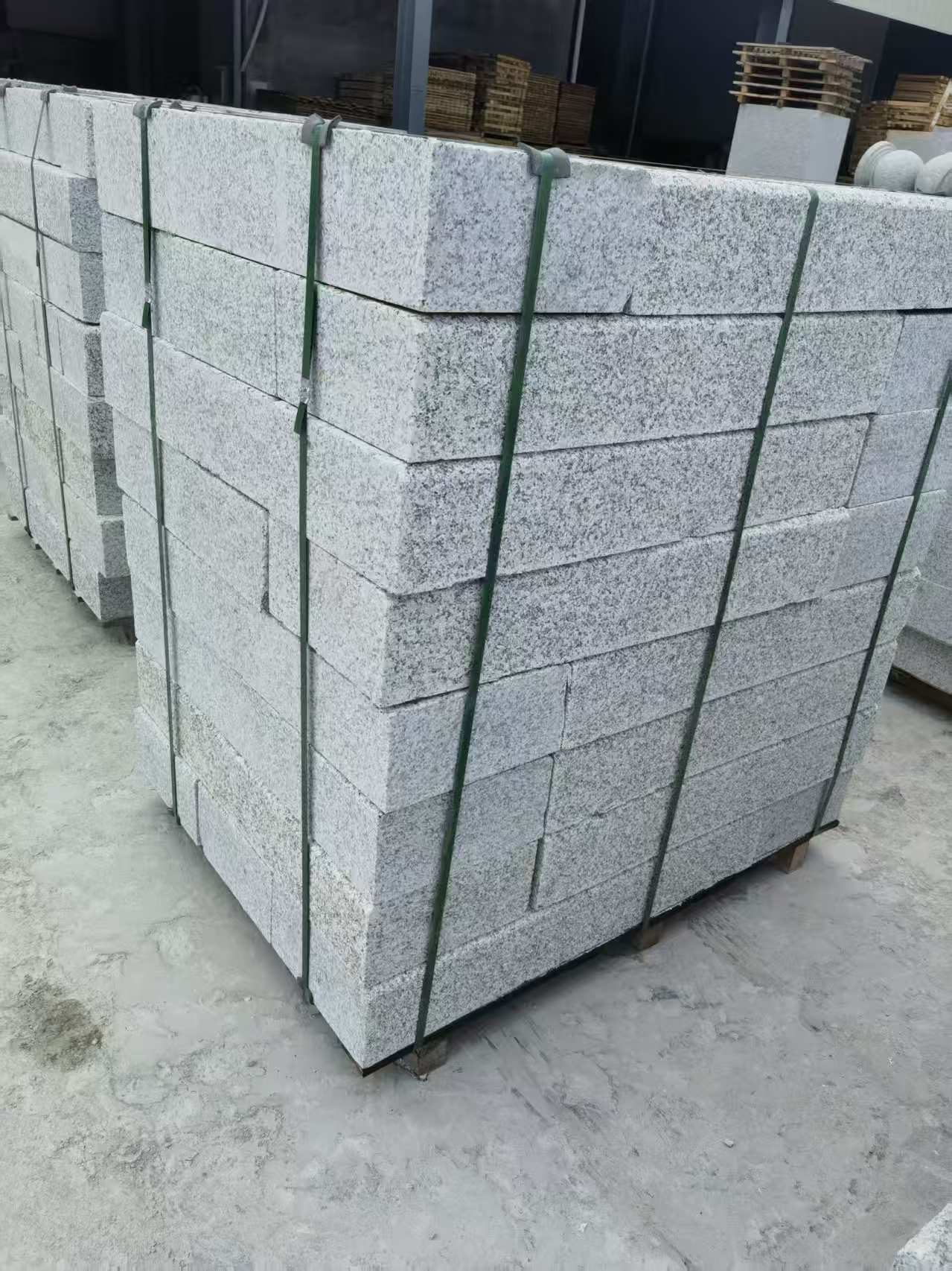 杭州 芙蓉白火烧两面路沿石