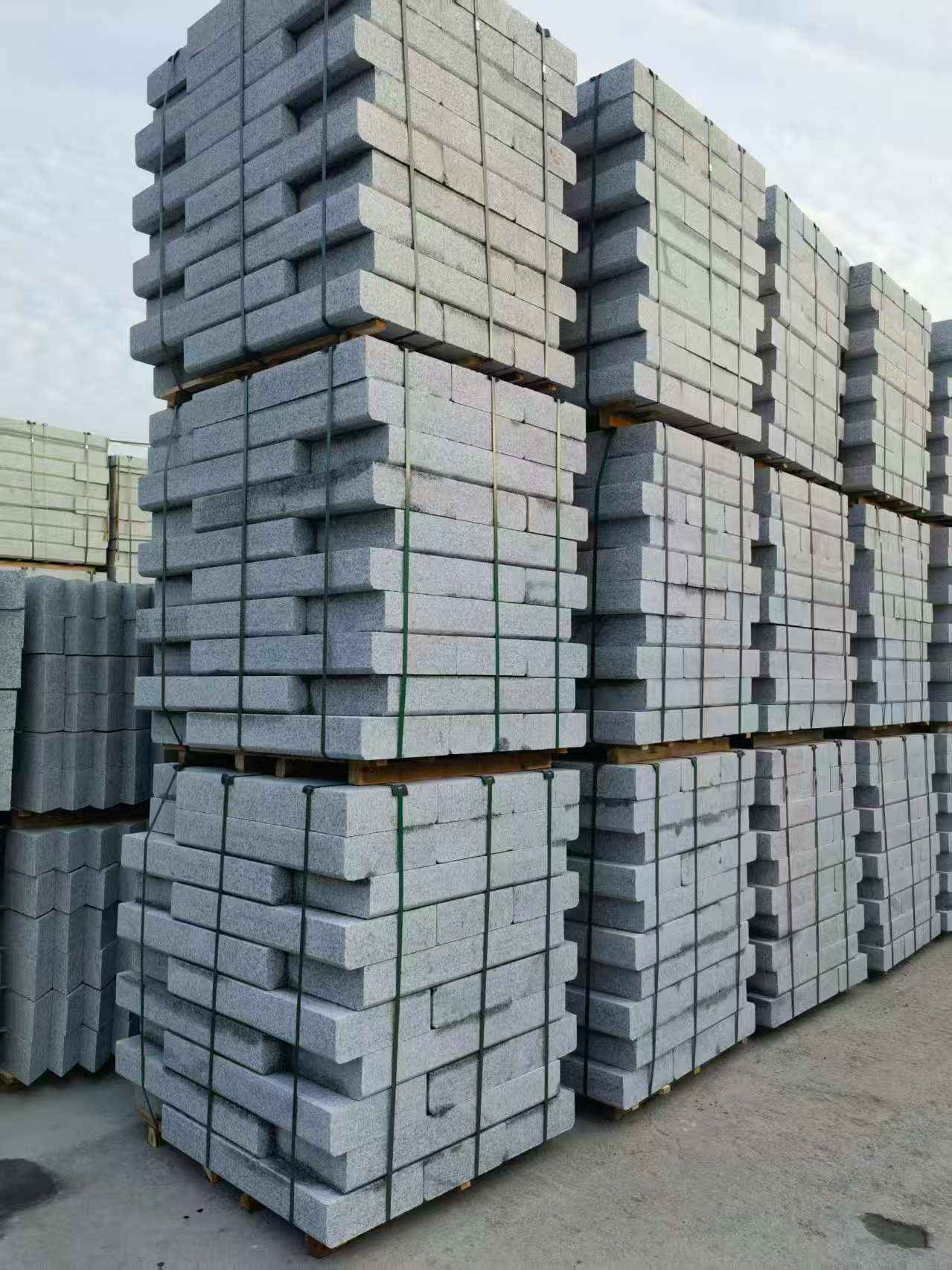 杭州 路沿石（路侧石），颜色一致，尺寸标准