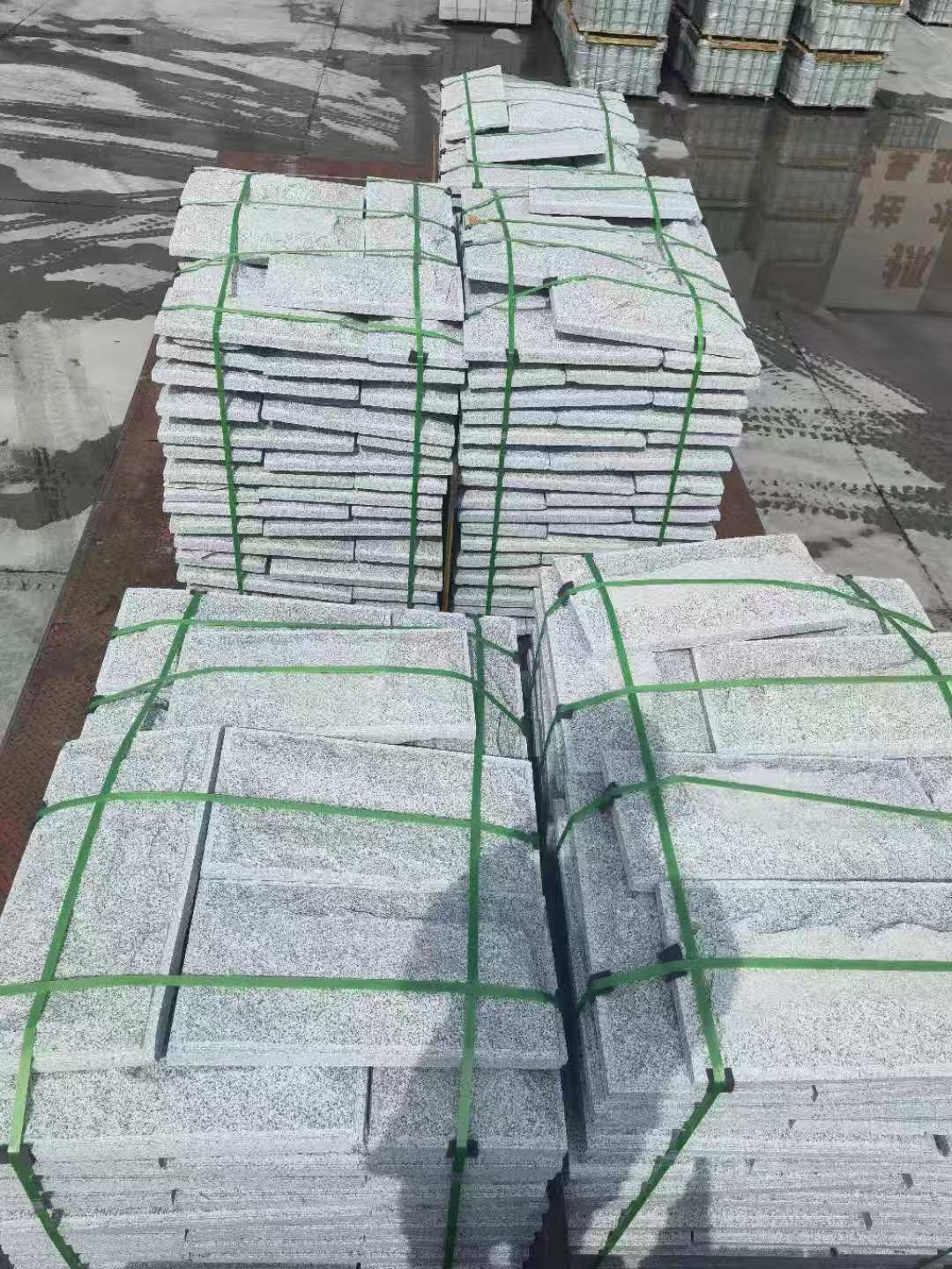 杭州 芝麻白蘑菇石装车出货