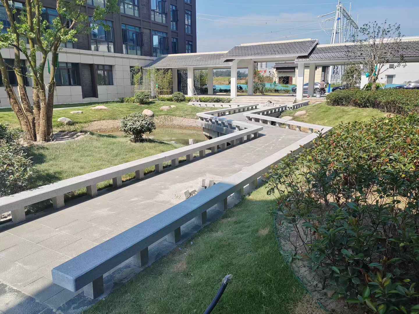 杭州 芝麻灰小区坐凳&栏杆安装效果