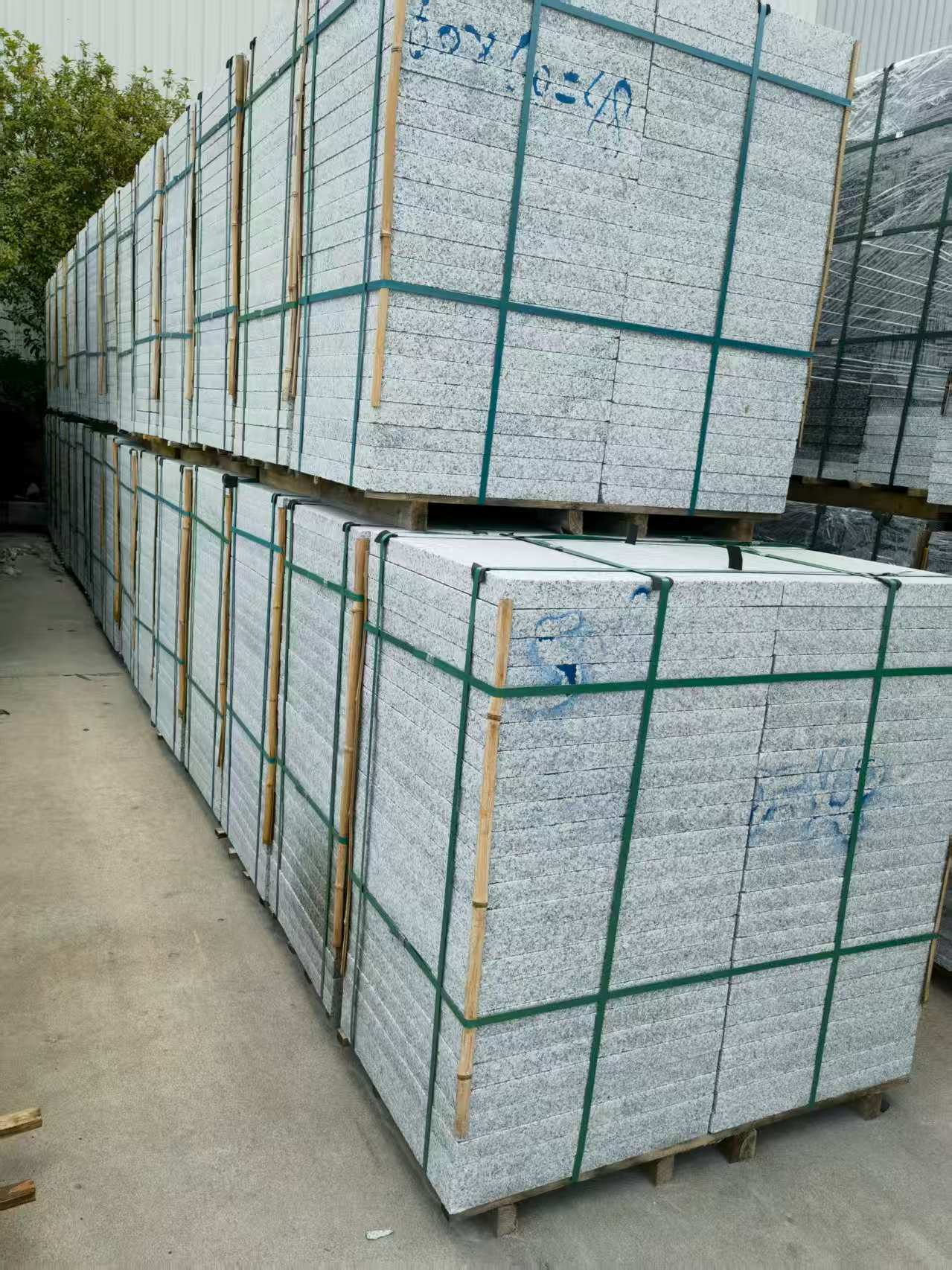 杭州 大花芙蓉白火烧成品，市政园林广场地铺石