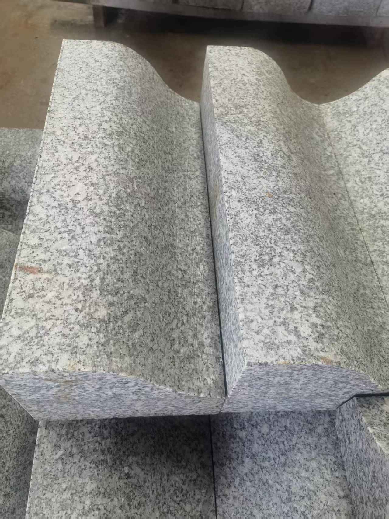 杭州芙蓉白S型拉丝面路沿石